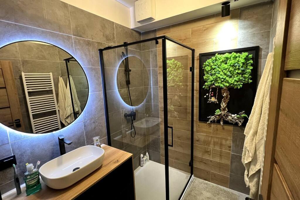 Lake Apartment, 2X Free Garage, 10 Mins To Centre 브라티슬라바 외부 사진