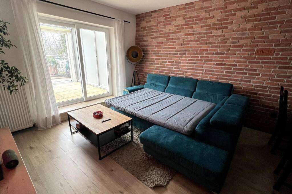 Lake Apartment, 2X Free Garage, 10 Mins To Centre 브라티슬라바 외부 사진