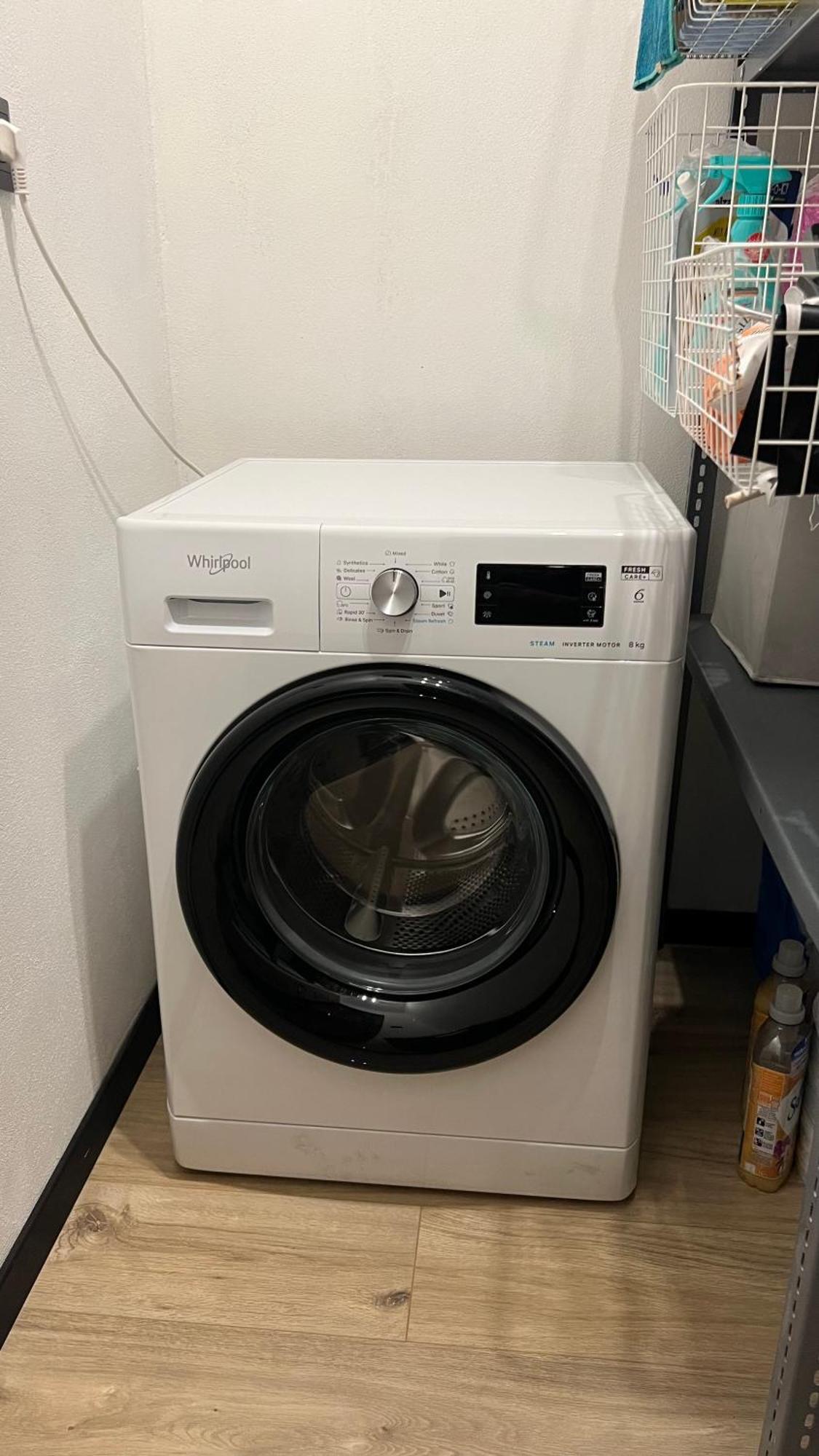 Lake Apartment, 2X Free Garage, 10 Mins To Centre 브라티슬라바 외부 사진